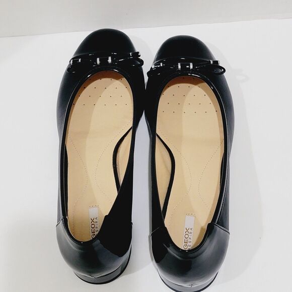 GEOX Lola Flats w Bow Womens 38 Size 8 Black Patent Leather Cap Toe Low Heels - Picture 7 of 14